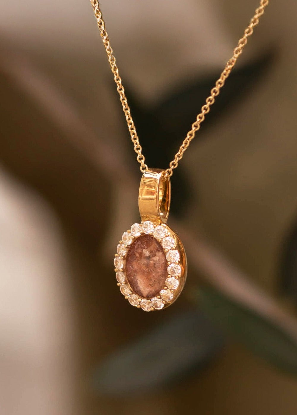 necklace5 - mobile hero