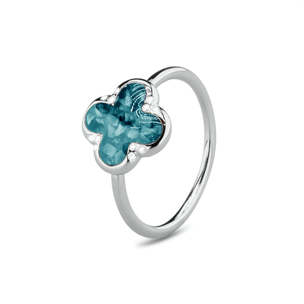 Clover Ring