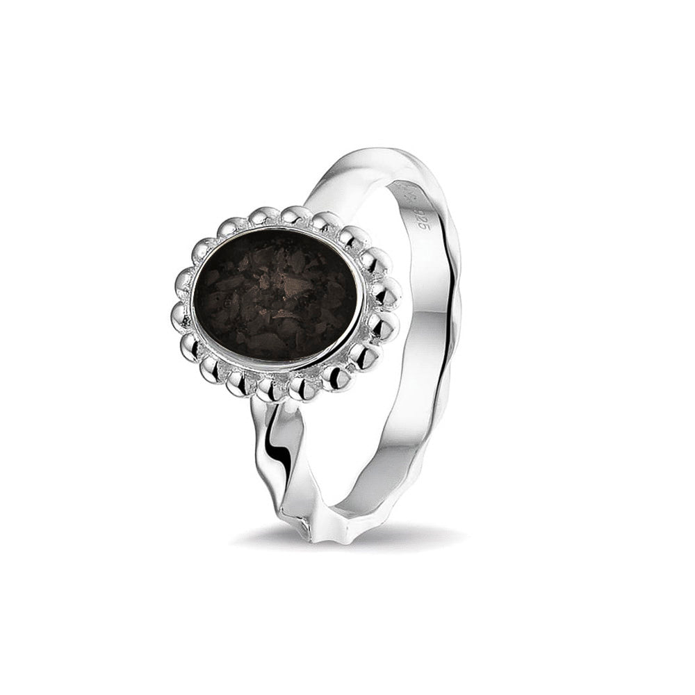 Twisted Band Bubble Ring Oval