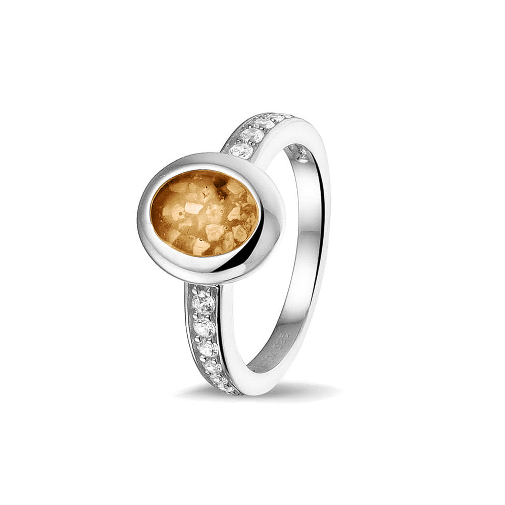 Oval Head Gem Ring Band